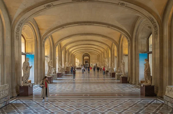 Paris France 2021 Louvre Museum Крило Денона Алеї Картинами Скульптурами — стокове фото