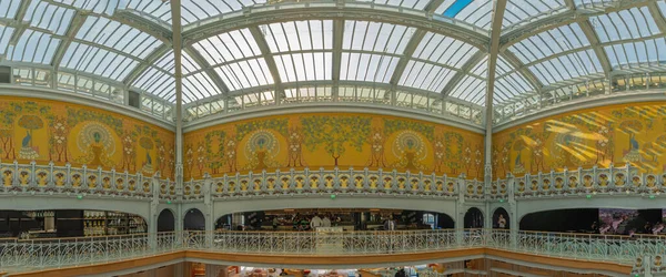 Paris Frankreich 2021 Kaufhaus Samaritaine Innenansicht Des Gebäudes — Stockfoto