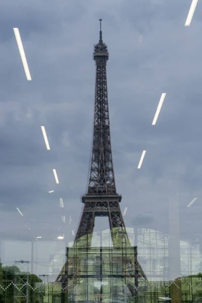 Paris France 2020 Champ Mars Reflect Eiffel Tower Ephemeral Grand — стокове фото