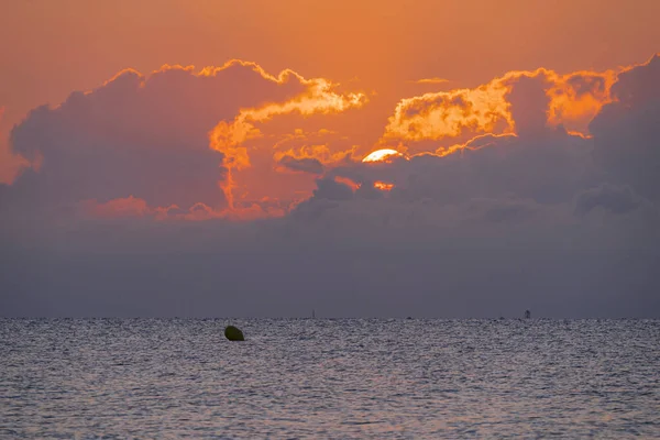 Langrune Sur Mer Francia 2021 Alba Sul Mare Dalla Spiaggia — Foto Stock