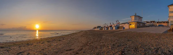 Mer Frankrike 2020 Strandstugor Stranden Vid Soluppgången Längs Havsmuren — Stockfoto