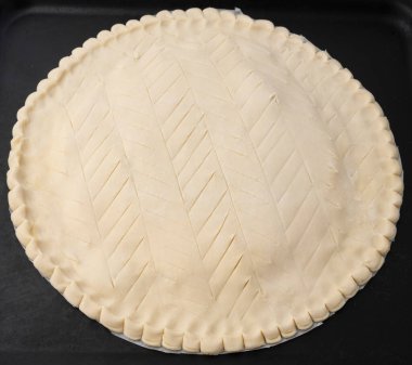 Ev yapımı frangipani kral pastası tarifi hazırlamak için adım adım