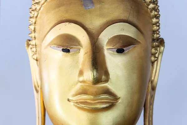 Лицо статуи Будды — стоковое фото