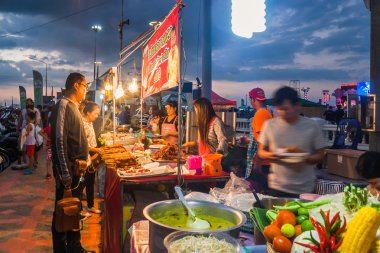 Sokak gıda satıcıları