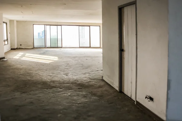 terk edilmiş Konut Binası