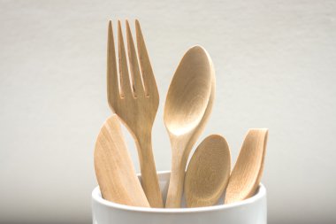 kahverengi tahta kaşık