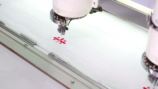 Mesin embroider di tempat kerja — Stok Video