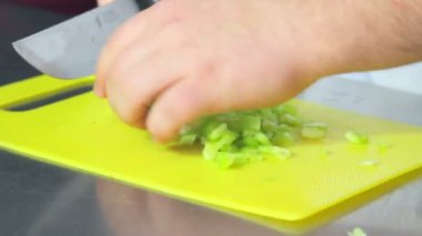 kitchener yeşillikler doğrama