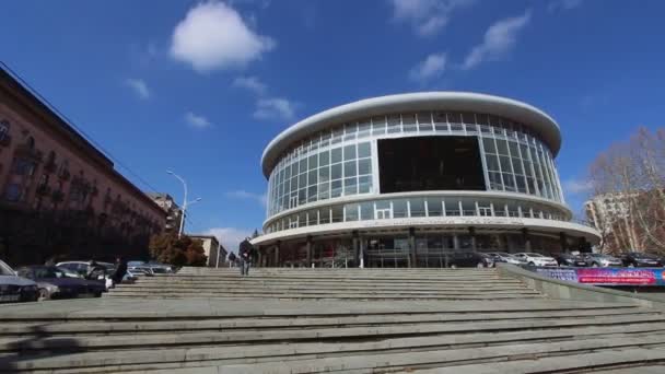 Tbilisi filharmonische hal — Stockvideo