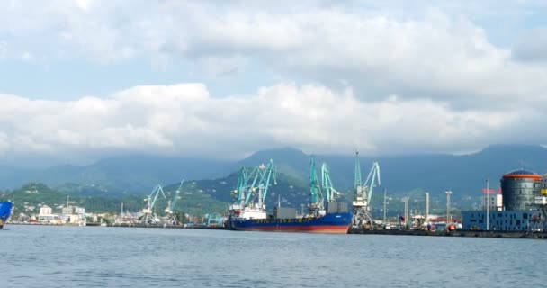 Porto marítimo na cidade de Batumi — Vídeo de Stock