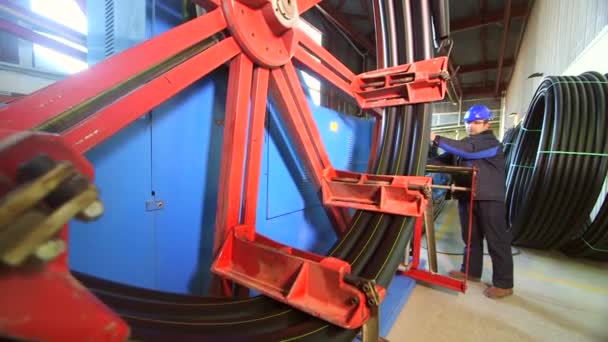 Production process of plastic pipes — Stock Video