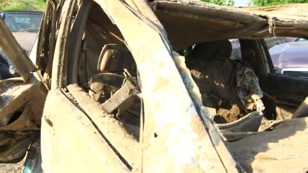 Damaged cars in consequence of flooding — Stock Video