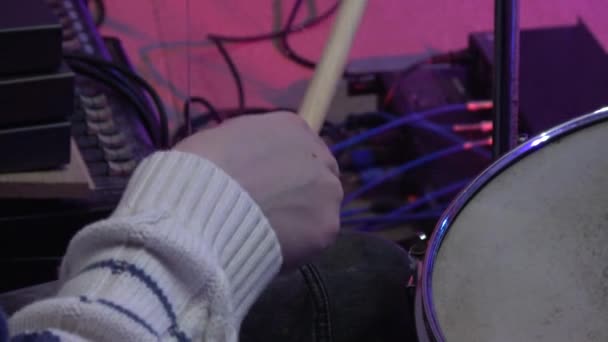 Drumstick Und Handbürste Musikalischer Stil — Stockvideo