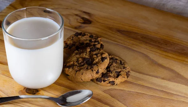 Chocolate Chip Cookies Milk Spoon Wooden Table — Stock Photo, Image