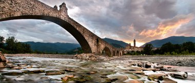 Bridge of Bobbio clipart