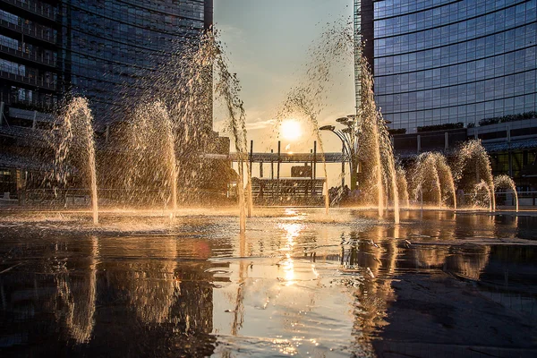 Milano Porta Garibaldi, İtalya