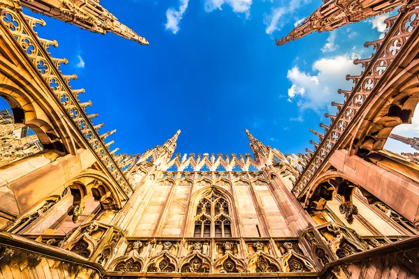 Çatı ünlü Milan Katedrali, İtalya
