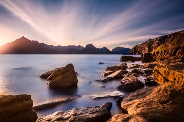 Elgol gelen siyah Cuillins