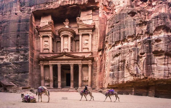 Bina, hazine Petra, Jordan
