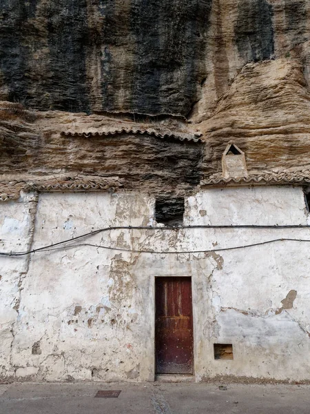 Άποψη Των Δρόμων Και Των Σπιτιών Βράχους Στην Πόλη Setenil — Φωτογραφία Αρχείου