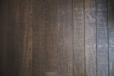 Keresteli dikey ahşap doku.