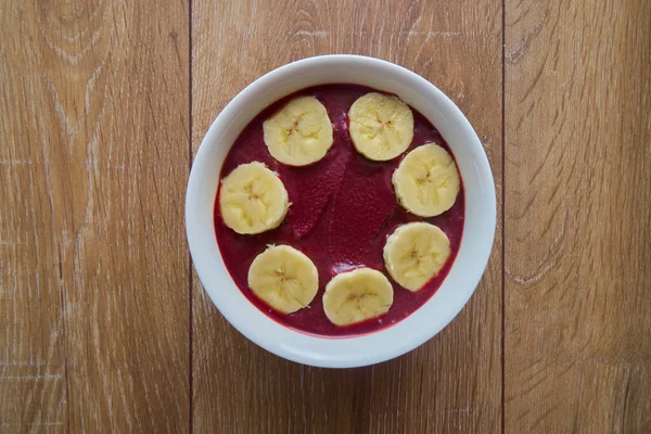 Brezilya acai Bowl 'unun muzlu ve granolalı en iyi manzarası.