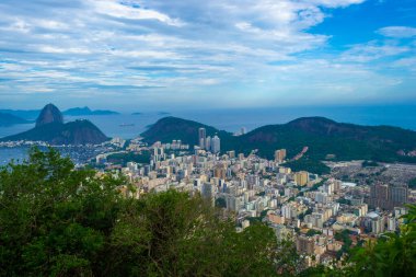 Şeker Somunu ve Botafogo Körfezi 'nin Güzel Panoramik Manzarası.