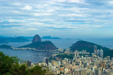 Şeker Somunu ve Botafogo Körfezi 'nin Güzel Panoramik Manzarası.