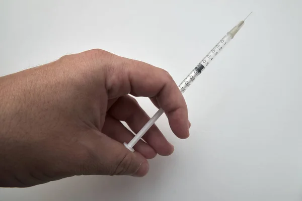 Lékař Drží Injekční Stříkačku Vakcinaci Bílým Pozadím Kopírovat Prostor — Stock fotografie