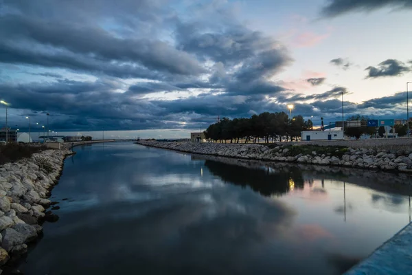 Pohled Řeku Guadalmedina Přístavu Malaga Noci — Stock fotografie