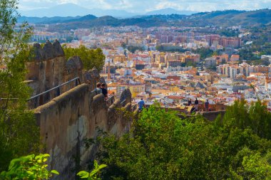 Yaz boyunca Malaga 'nın panoramik manzarası