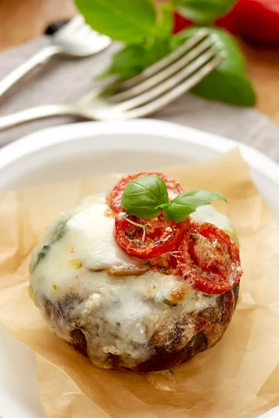 Baked portobello mushroom stuffed with vegetables and cheese — Stock Photo, Image