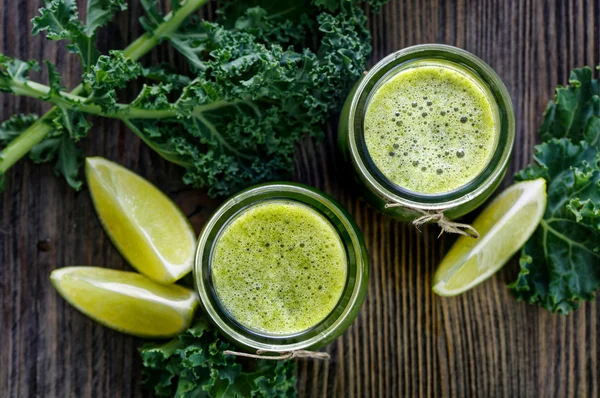 Kale smoothie — Stock Photo, Image