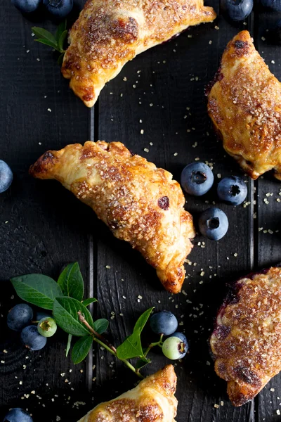 Cakes stuffed with blueberries — Stock Photo, Image