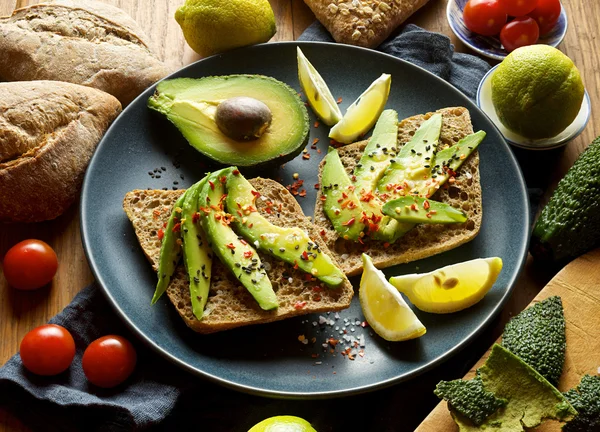 Avocado sandwich — Stockfoto