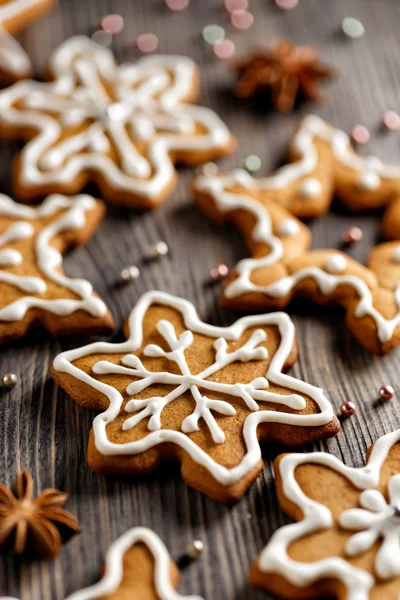 Noel gingerbread kar taneleri — Stok fotoğraf