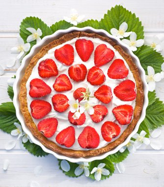 Çilekli tart