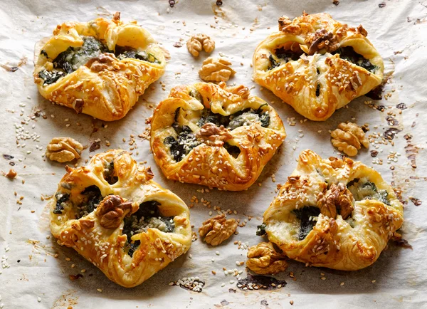 Puff pastry filled with spinach and  blue cheese