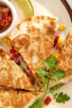 Sebzeli Quesadilla
