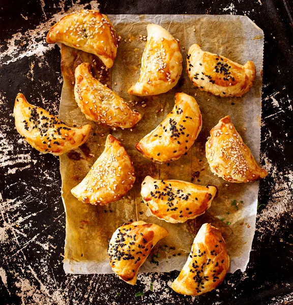 Pastel de hojaldre con champiñones — Foto de Stock