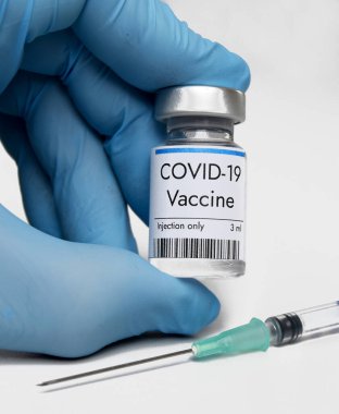 Coronavirus COVID-19 aşısı ABD 'deki Moderna araştırma laboratuarında şişede.