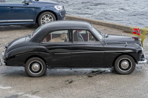 Ulsteinvik Noorwegen 2020 Mei Oude Auto Klaar Voor Nationale Feestdag — Stockfoto