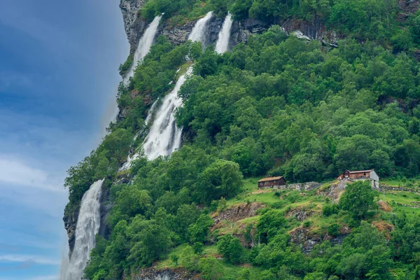 Geiranger Norwegen Juni 2020 Der Berühmte Sieben Schwestern Wasserfall Geiranger — Stockfoto
