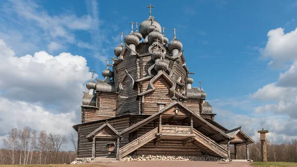 Oude Historische Houten Kerk Buitenwijken Van Russische Stad Sint Petersburg — Stockfoto