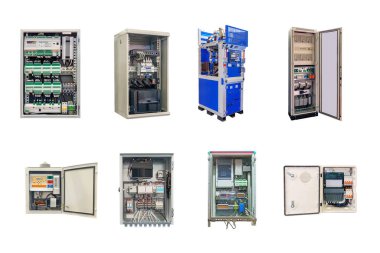 Beyaz arka planda izole edilmiş çeşitli tasarım ve amaçlara sahip sekiz elektrik kontrol dolabı.