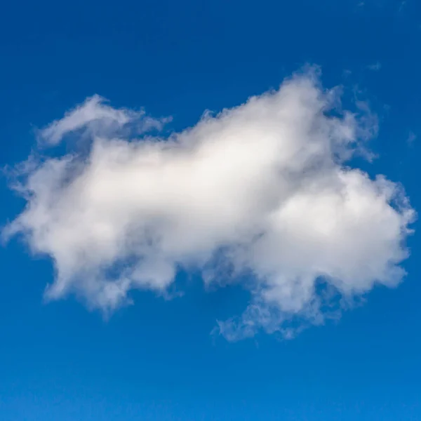 Gran Textura Cúmulo Nube Contra Cielo Azul Verano Como Fondo —  Fotos de Stock