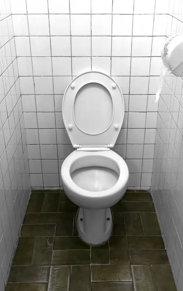 Ретро Туалет Белый Туалет Ванной Комнате Керамическая Унитаз — стоковое фото