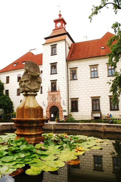 Kale ve Trebon çeşme