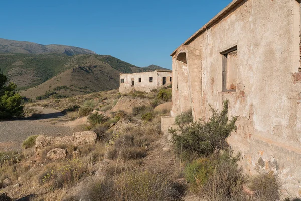 Starý Důlní Komplex Jihu Španělska Stavba Kamene Cihel Zde Vegetace — Stock fotografie