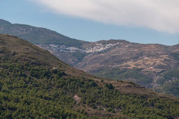 Ορεινό Τοπίο Στη Νότια Ισπανία Υπάρχουν Δέντρα Και Θάμνοι Υπάρχει — Φωτογραφία Αρχείου